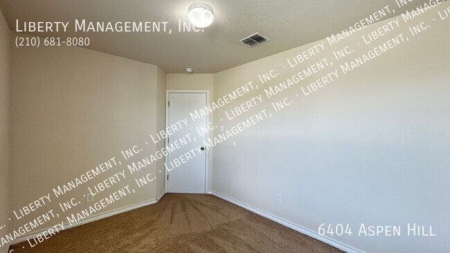 Building Photo - 6404 Aspen Hill