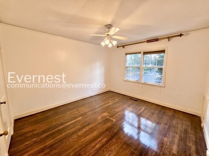 Building Photo - 55 Delmont Dr NE