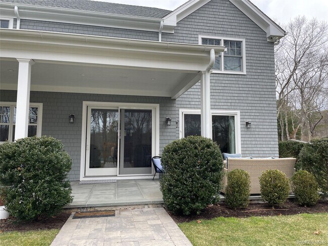 Building Photo - 99 Spinney Rd