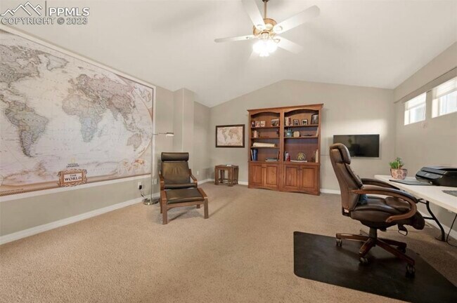 Upstairs loft/2nd living area - 2173 Alpine Shadows Vw