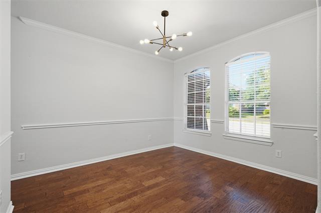 Building Photo - 404 Tarpan Trail