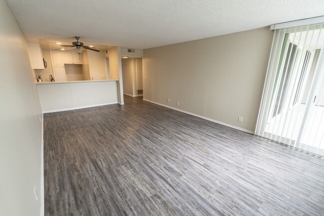 Interior Photo - 4200 S Harbor Blvd