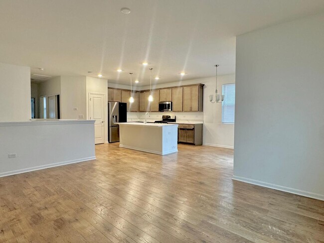 Building Photo - 4397 Chelsea Mnr Cir