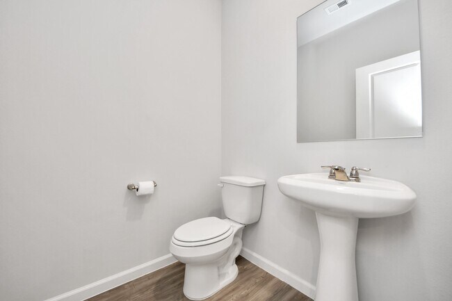Building Photo - 68 Valiant Ridge Trail