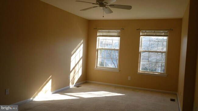Building Photo - 107 Windsor Pond Rd