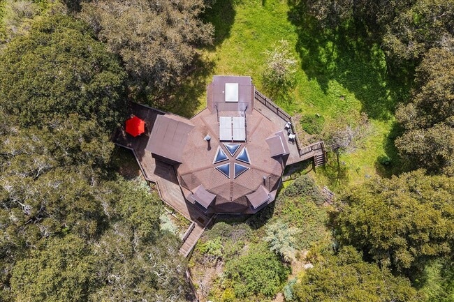 Building Photo - 250 Homestead Trl