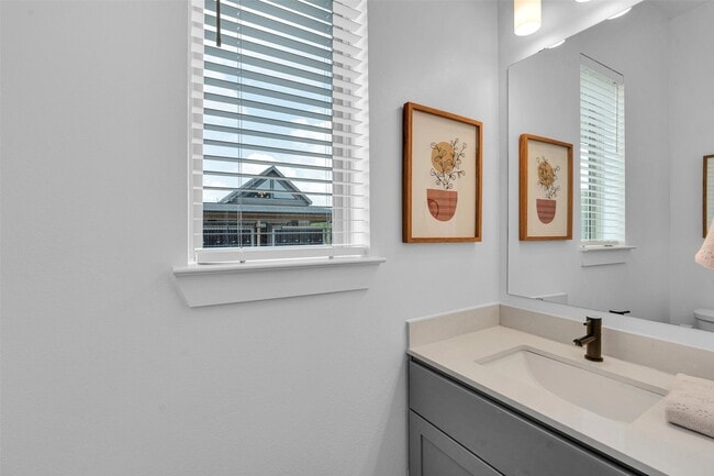 Building Photo - 1505A Forward Dr