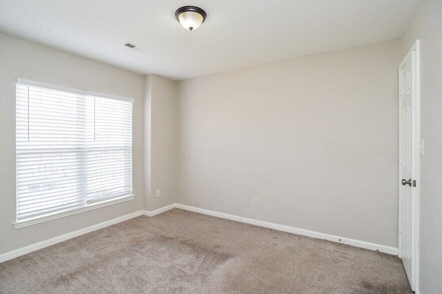Building Photo - 10033 Brawley Ln