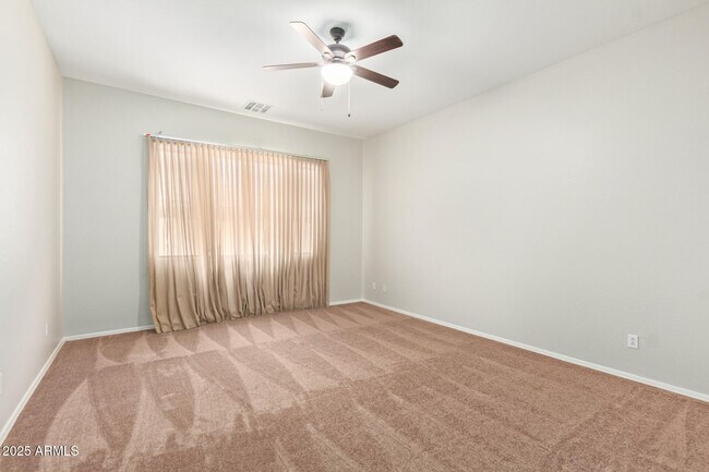 Building Photo - 13508 W Alvarado Dr