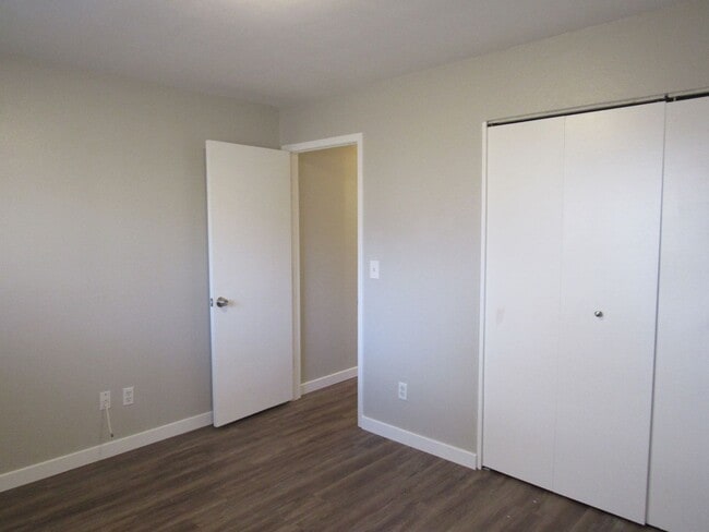 Building Photo - Ranch Style Townhome in convenient location