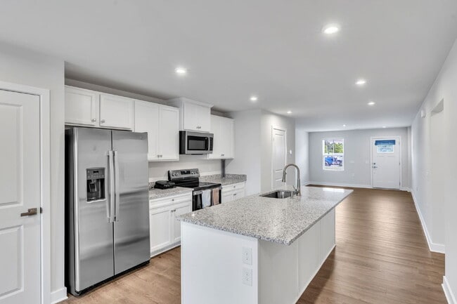 Building Photo - Modern Comfort: 3 Bed, 2.5 Bath Townhome + Primary on Main $1,995/mo rent