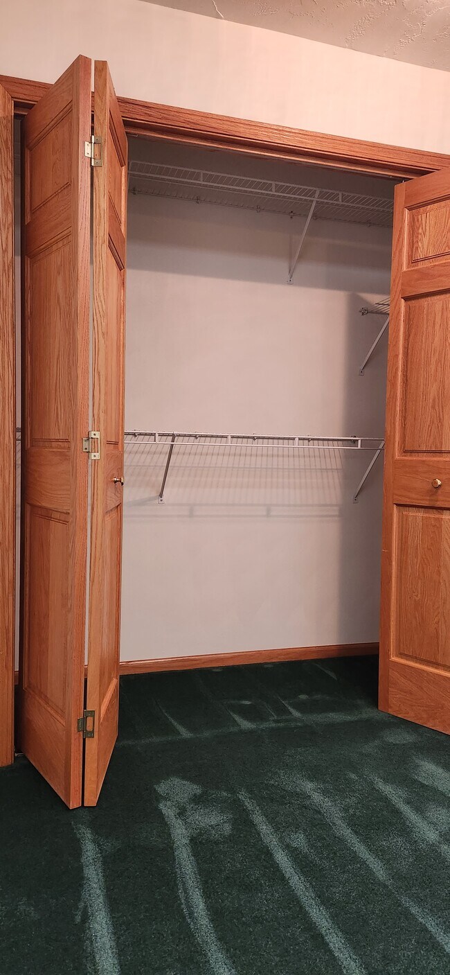 Building Photo - 4415 State St