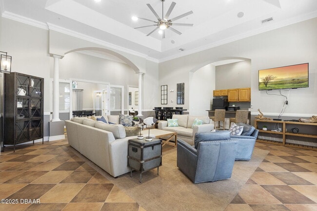 Building Photo - 940 Village Trail