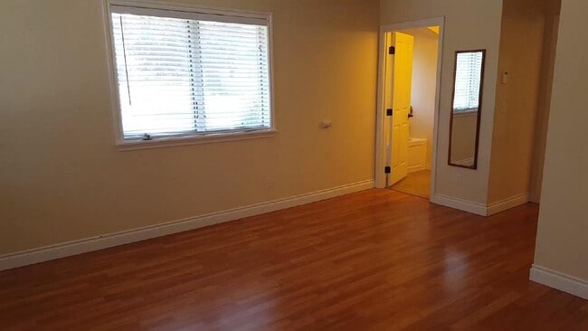 Building Photo - 3 bed 2 bath in Sequim
