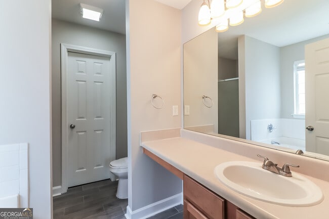 Building Photo - 4026 Shaded Oasis Ln