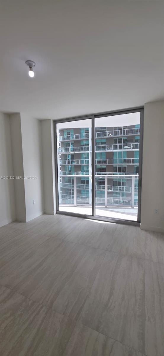 Building Photo - 77 SE 5th St