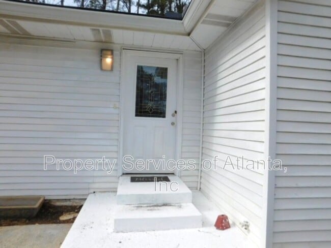 Building Photo - 230 Shiloh Hills Dr NW