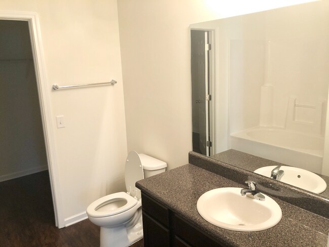 Building Photo - 10 Miriam Jordan Rd