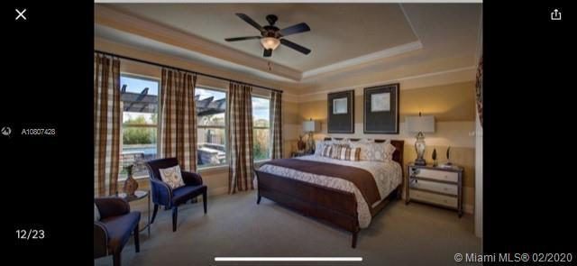 Building Photo - 8961 Lookout Pointe Dr