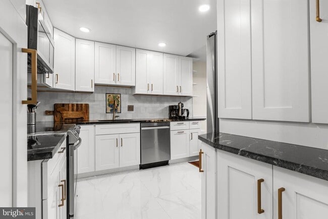 Building Photo - 7721 Tremayne Pl