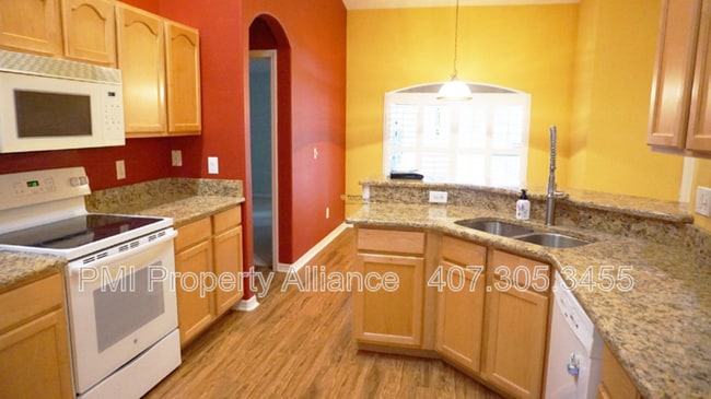 Building Photo - 1521 Parkglen Cir