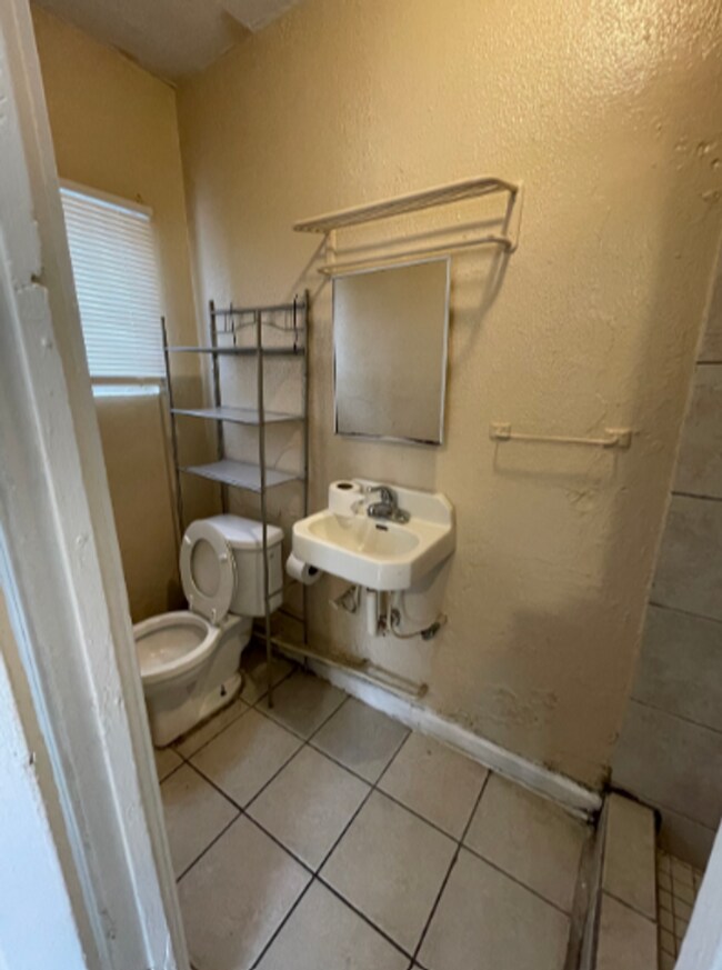 979 Leasing Cheyenne Apartments 502 Cheyenne St Corpus Christi TX