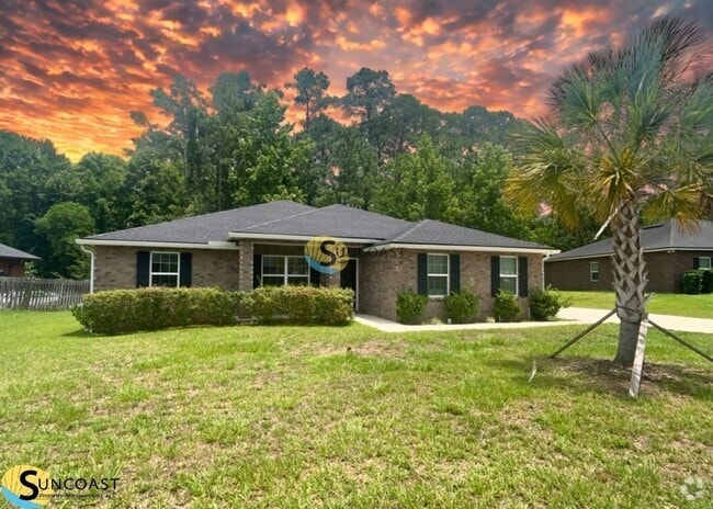 Building Photo - 1579 Lockend Rd
