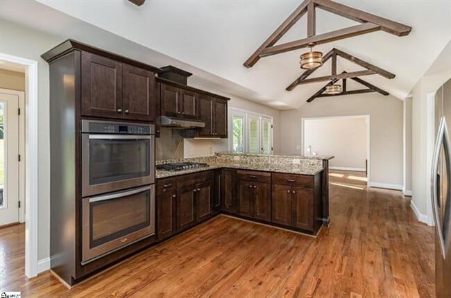 Building Photo - Beautiful Home at the Smithfields Country Club