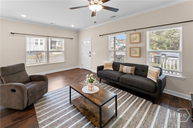 Building Photo - 1403 E Anderson St