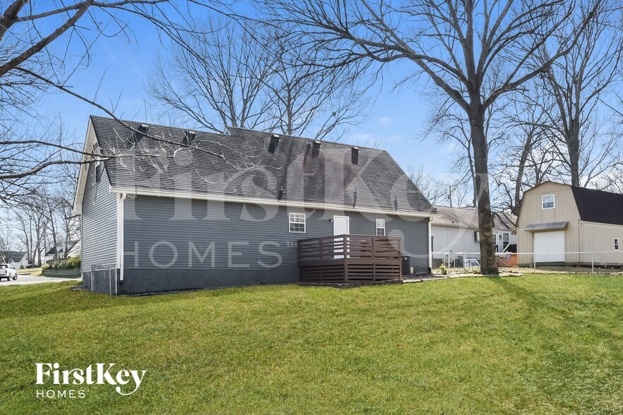 Building Photo - 204 Merritt Dr