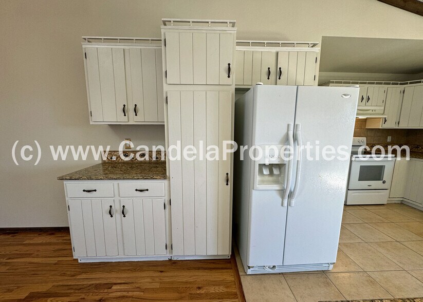Building Photo - 5615 Country Heights Dr