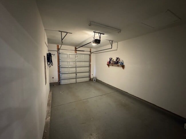 Building Photo - Beautiful 2-Story Townhome in Renaissance Park – Minutes from Downtown Raleigh!