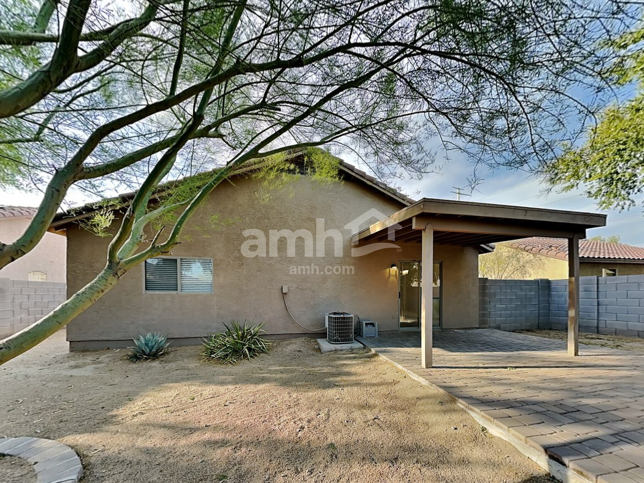 Building Photo - 3035 W Lucia Dr