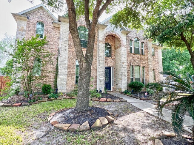 Building Photo - 16807 Coronado Springs Dr