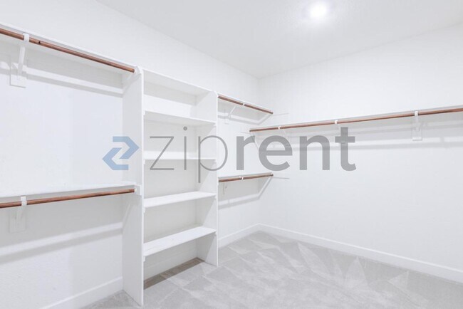 Building Photo - 5824 Highport Dr