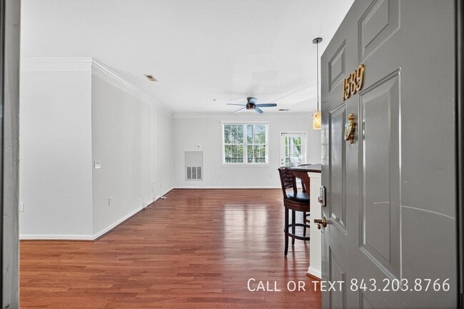 Building Photo - 1589 Cambridge Lakes Dr