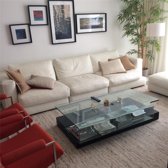 Building Photo - 5555 Collins Ave