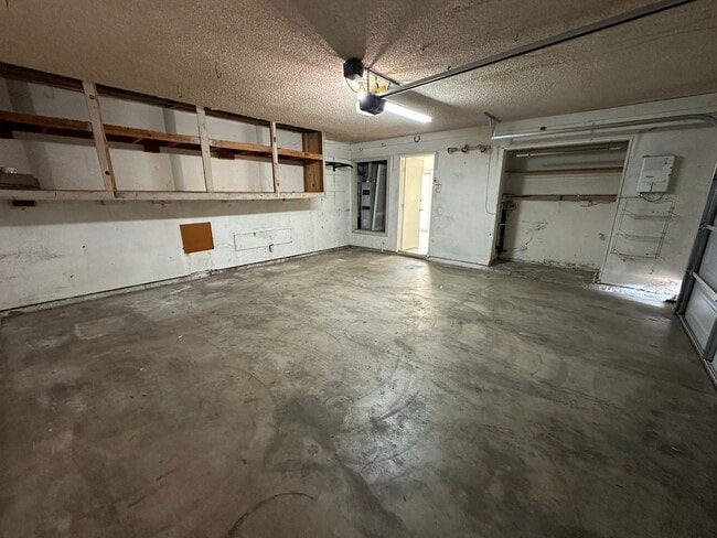 Building Photo - 1594 Christopher Ln