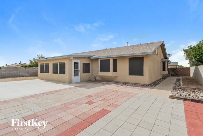 Building Photo - 10060 E Falcon Point Dr