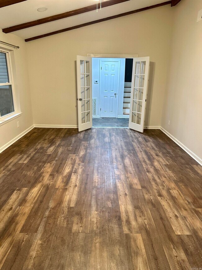 Building Photo - 7501 Oak Ridge Rd