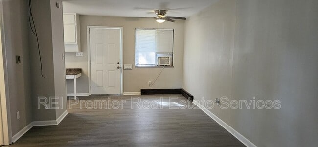 Building Photo - 1434 N Campbell Ave