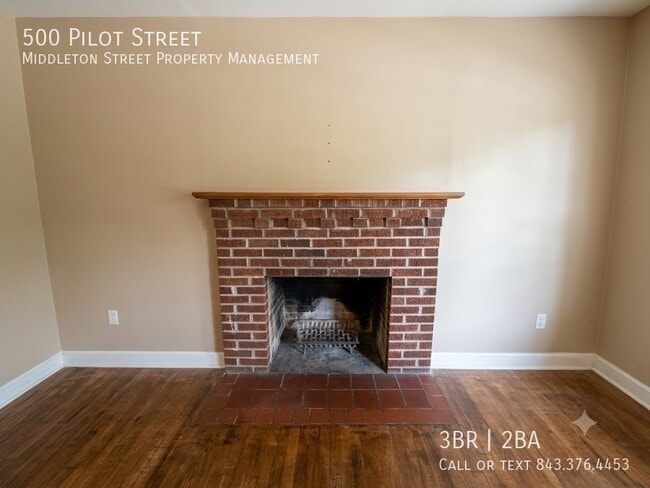 Building Photo - 500 Pilot St