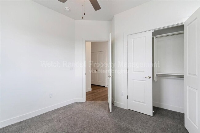 Building Photo - 2342 Leigh Ln