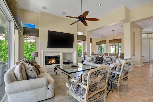 Building Photo - 430 White Horse Trail