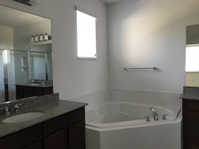 Building Photo - 12928 Westside Vlg Lp