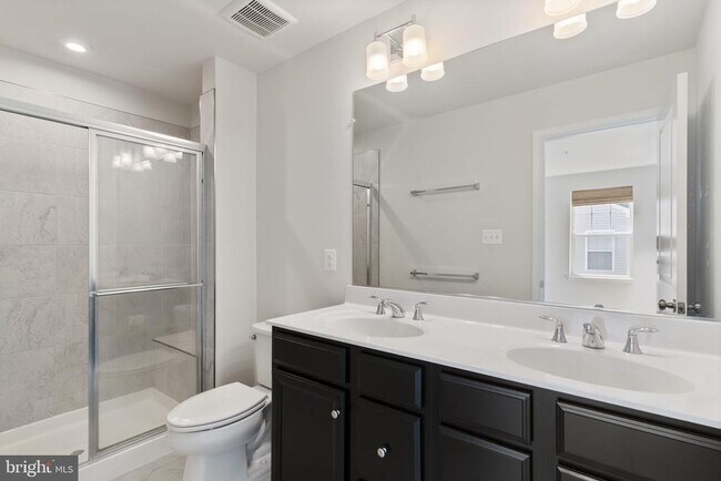 Building Photo - 44042 Eucalyptus Way