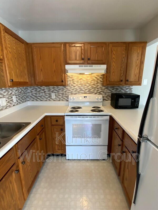 Building Photo - 285 Eagle Ridge