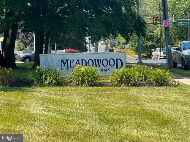 Building Photo - 1575 W Street Rd