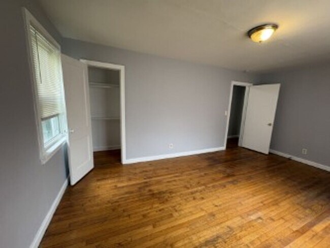Building Photo - CAS7709#-MW
