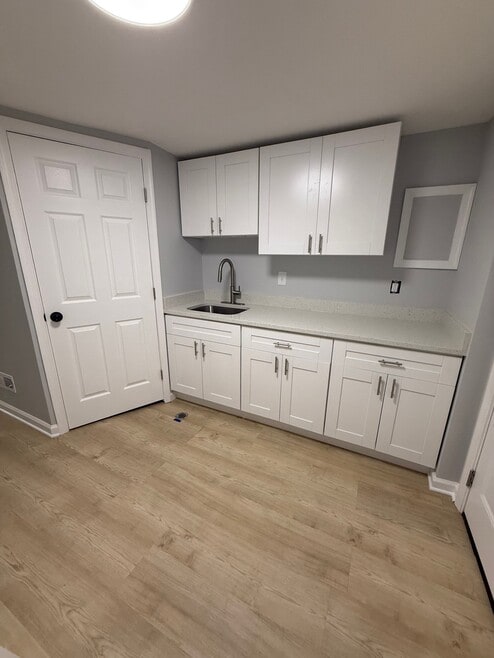Building Photo - 8238 Imperial Dr
